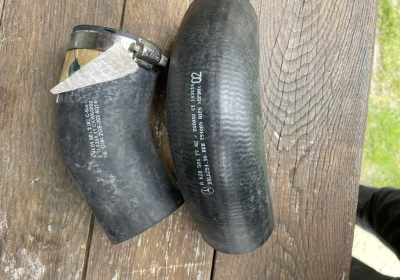 Mercedes-Benz Tourismo - Hűtőrendszer - Busz: 1 kép. Mercedes-Benz Tourismo - Hűtőrendszer - Busz: 1 kép.