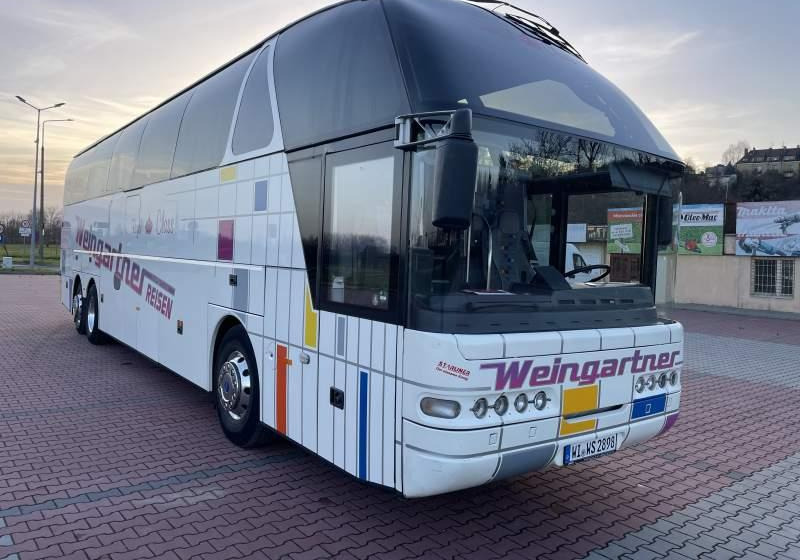 Neoplan N516/3SHDHC Euro-4 - Távolsági busz: 1 kép. Neoplan N516/3SHDHC Euro-4 - Távolsági busz: 1 kép.