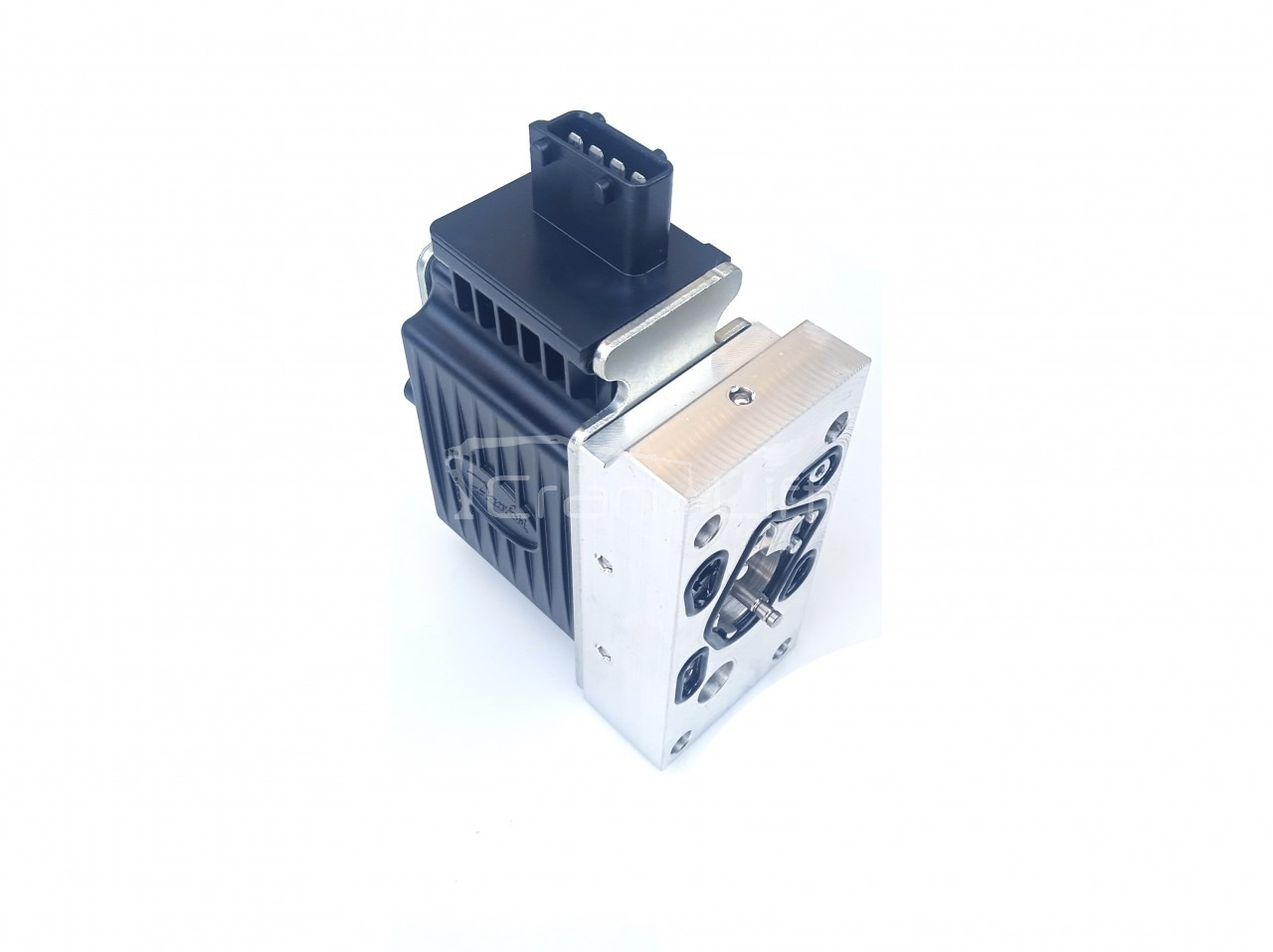 Elektrozawór Danfoss 157B4034 / 11166818 - Hidraulikus szelep - Rakodódaru: 2 kép. Elektrozawór Danfoss 157B4034 / 11166818 - Hidraulikus szelep - Rakodódaru: 2 kép.