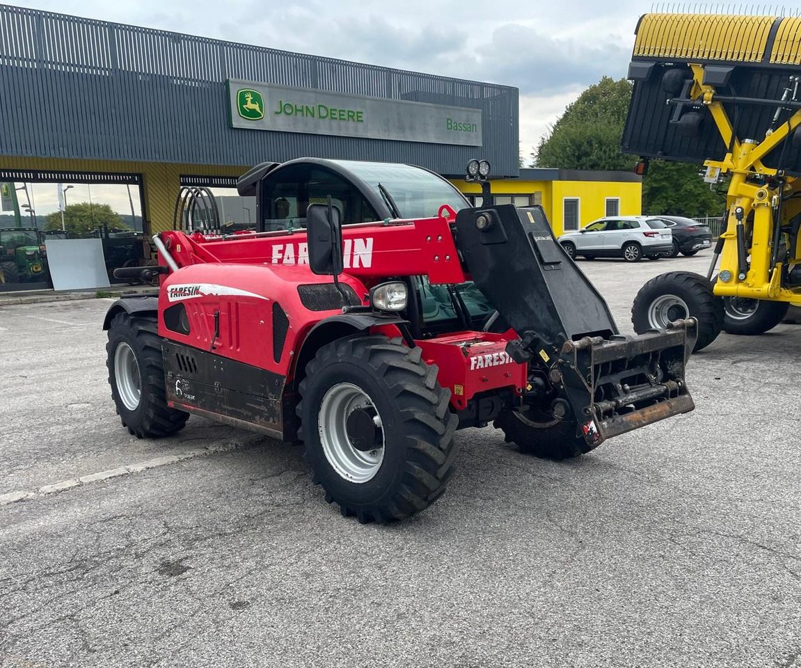 FARESIN TELESCOPICO 6.26 CLASSIC - Teleszkópos rakodó: 3 kép. FARESIN TELESCOPICO 6.26 CLASSIC - Teleszkópos rakodó: 3 kép.