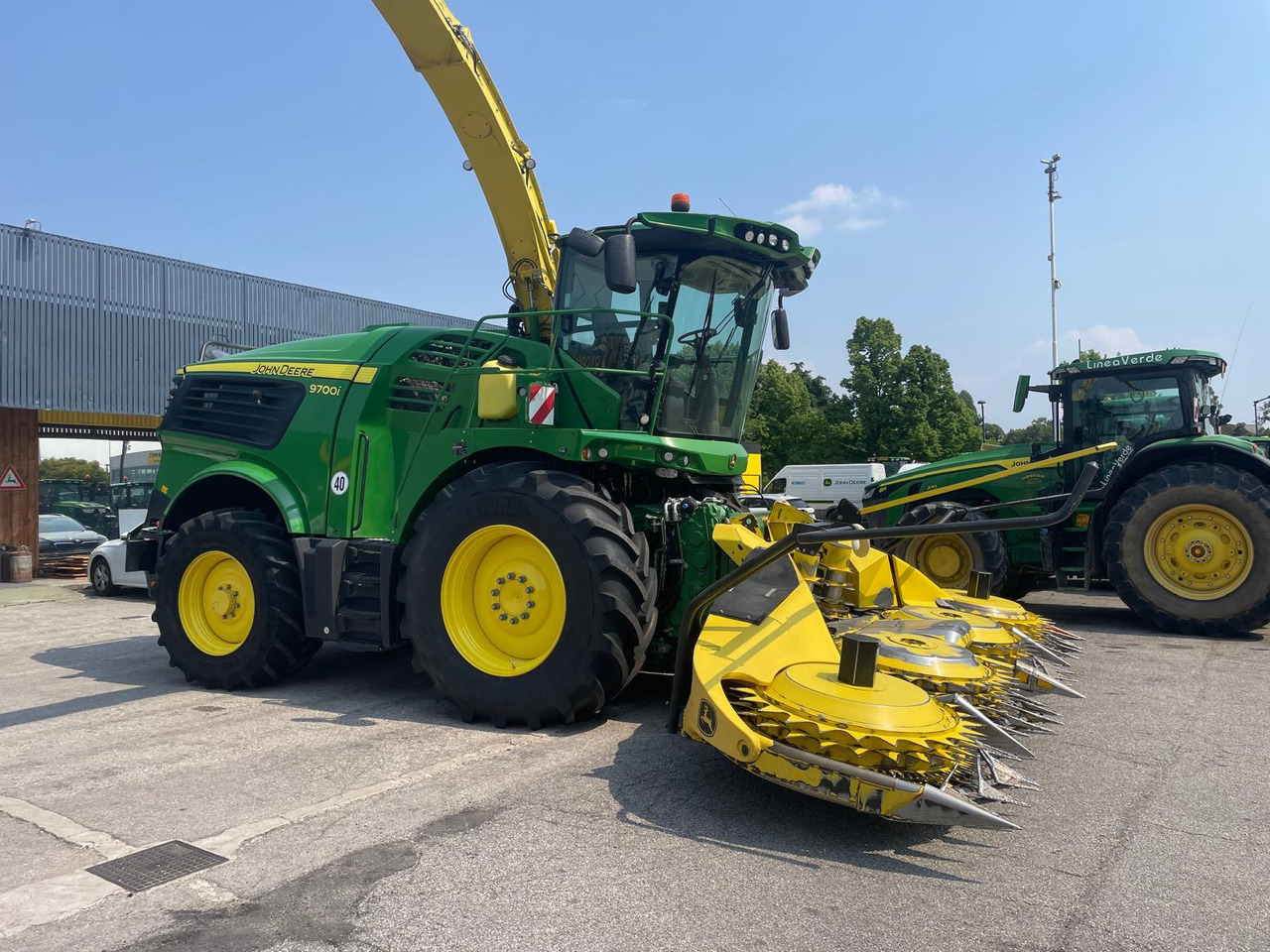 JOHN DEERE TRINCIA 9700i - Önjáró szecskázógép: 3 kép. JOHN DEERE TRINCIA 9700i - Önjáró szecskázógép: 3 kép.