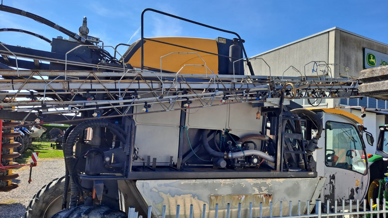 MAZZOTTI IRRORATORE SEMOVENTE IBIS PIRALIDE MAIS 2000 - Önjáró permetező: 3 kép. MAZZOTTI IRRORATORE SEMOVENTE IBIS PIRALIDE MAIS 2000 - Önjáró permetező: 3 kép.