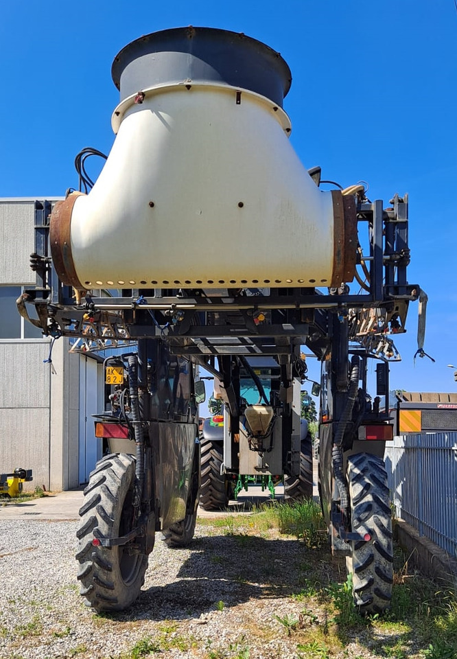 MAZZOTTI IRRORATORE SEMOVENTE IBIS PIRALIDE MAIS 2000 - Önjáró permetező: 2 kép. MAZZOTTI IRRORATORE SEMOVENTE IBIS PIRALIDE MAIS 2000 - Önjáró permetező: 2 kép.