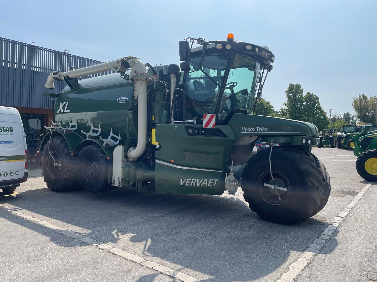 VERVAET HYDRO TRIKE XL 5 RUOTE - Szippantó tartálykocsi: 4 kép. VERVAET HYDRO TRIKE XL 5 RUOTE - Szippantó tartálykocsi: 4 kép.