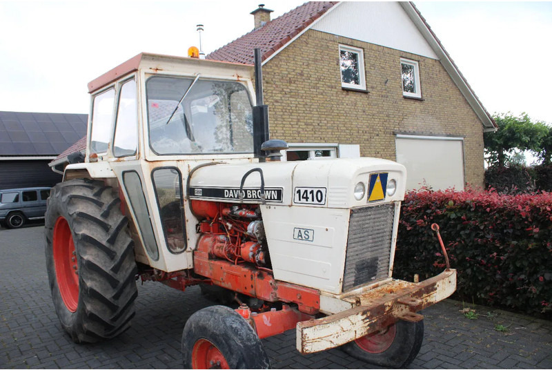 David Brown 1410 - Traktor: 1 kép. David Brown 1410 - Traktor: 1 kép.