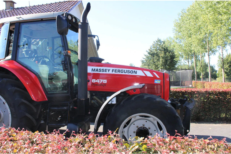 Massey Ferguson 6475 - Traktor: 2 kép. Massey Ferguson 6475 - Traktor: 2 kép.
