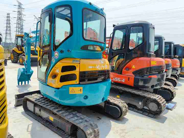 2Ton Used Micro Excavator High Quality Second-hand Diggers Used Excavators Kubota U25 Excavator for Sale - Kotrógép: 3 kép. 2Ton Used Micro Excavator High Quality Second-hand Diggers Used Excavators Kubota U25 Excavator for Sale - Kotrógép: 3 kép.