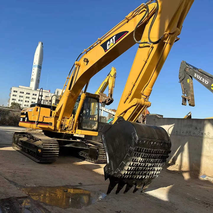 Budget-Friendly Cat 325BL Excavator| Original Parts, No Major Repairs, Global Shipping Available! - Lánctalpas kotró: 1 kép. Budget-Friendly Cat 325BL Excavator| Original Parts, No Major Repairs, Global Shipping Available! - Lánctalpas kotró: 1 kép.