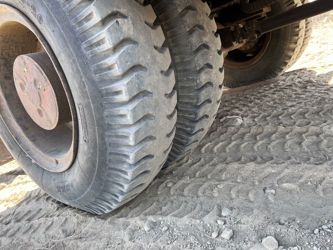 Gumikerekes kotró DOOSAN 210w-7 [ Copy ] [ Copy ] [ Copy ] [ Copy ] [ Copy ]: 25 kép.