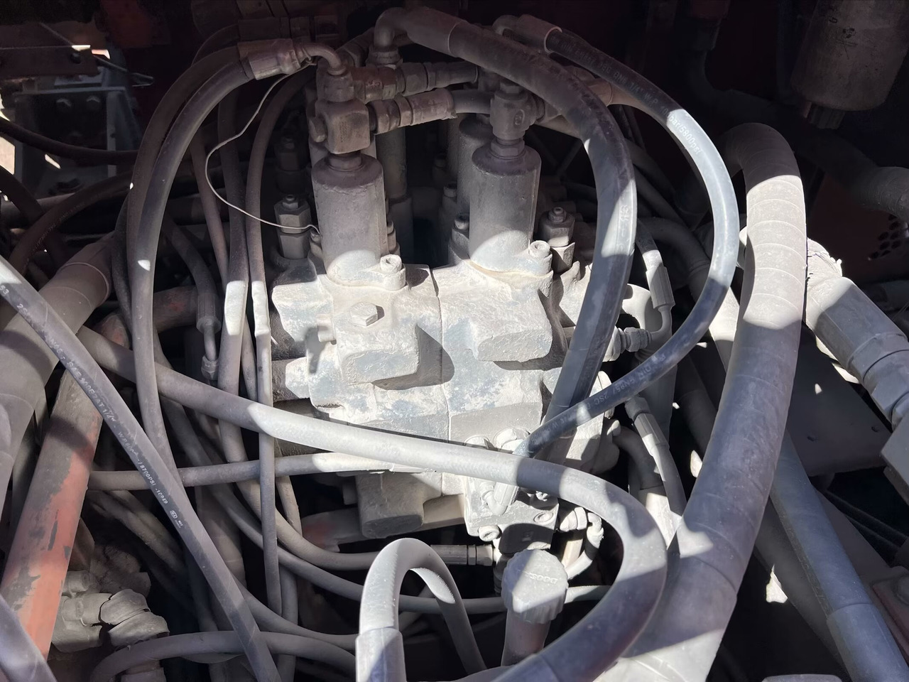 Gumikerekes kotró DOOSAN 210w-7 [ Copy ] [ Copy ] [ Copy ] [ Copy ] [ Copy ]: 15 kép.