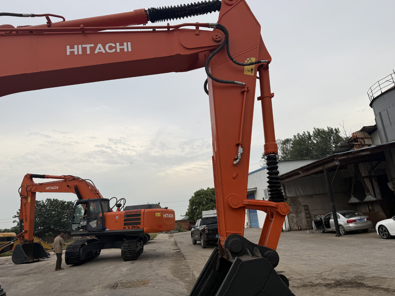 Lánctalpas kotró HITACHI 350-5g [ Copy ] [ Copy ]: 8 kép.