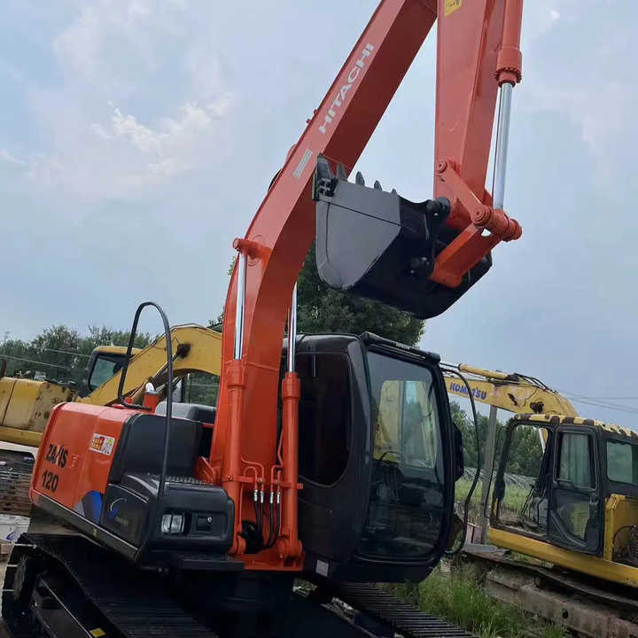 HITACHI ZX120-6 Original Japan Surplus Hitachi ZX120-6 for Sale - Lánctalpas kotró: 3 kép. HITACHI ZX120-6 Original Japan Surplus Hitachi ZX120-6 for Sale - Lánctalpas kotró: 3 kép.