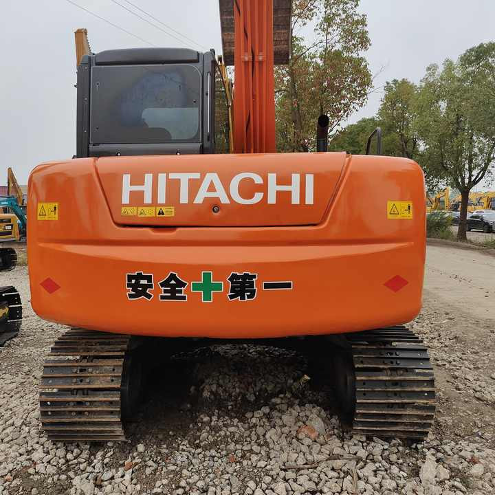 HITACHI ZX70 Original Japan Surplus Hitachi ZX70 for Sale - Lánctalpas kotró: 4 kép. HITACHI ZX70 Original Japan Surplus Hitachi ZX70 for Sale - Lánctalpas kotró: 4 kép.
