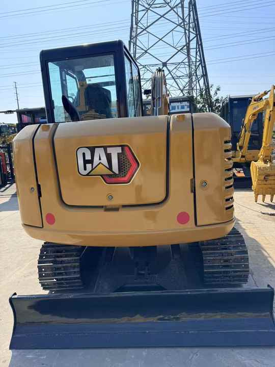 Hot Sale Caterpillar Mini Excavator 305.5 5tons Digger for Sale Used Cat303 305 306 307 308 Mini Excavator Wait for Sale - Kotrógép: 3 kép. Hot Sale Caterpillar Mini Excavator 305.5 5tons Digger for Sale Used Cat303 305 306 307 308 Mini Excavator Wait for Sale - Kotrógép: 3 kép.