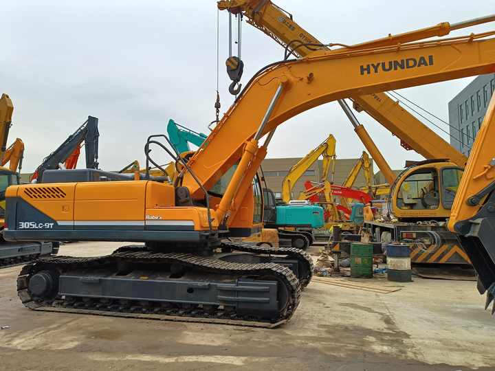 Hyundai Digger 305LC-9T Second Hand Korea Made High Performance Machine Hyundai Excavator for Sale - Lánctalpas kotró: 4 kép. Hyundai Digger 305LC-9T Second Hand Korea Made High Performance Machine Hyundai Excavator for Sale - Lánctalpas kotró: 4 kép.