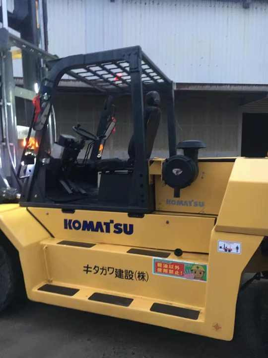 Nice Performance 100% Original komatsu 15tons Forklift on Sale 15 Ton Diesel Forklifts Industrial Price for Sale - Dízel targonca: 3 kép. Nice Performance 100% Original komatsu 15tons Forklift on Sale 15 Ton Diesel Forklifts Industrial Price for Sale - Dízel targonca: 3 kép.