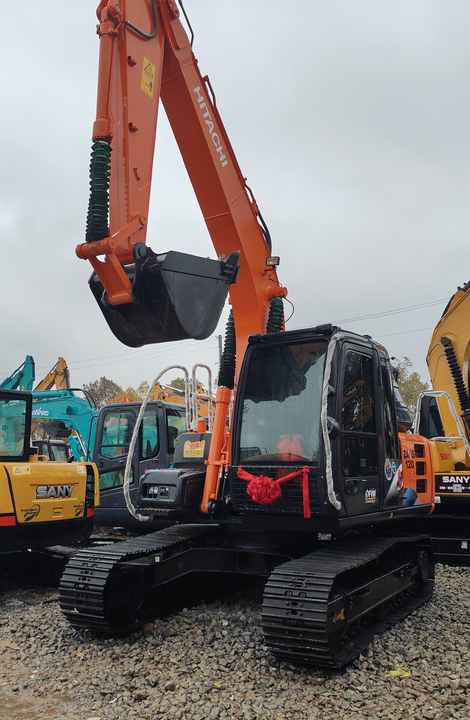 Original Hitachi ZX120 Crawler Excavator Low Hours Perfect for Various Projects Available Used Excavators for Sale - Lánctalpas kotró: 5 kép. Original Hitachi ZX120 Crawler Excavator Low Hours Perfect for Various Projects Available Used Excavators for Sale - Lánctalpas kotró: 5 kép.