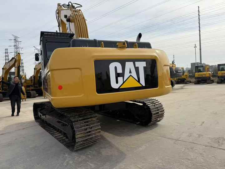 Second-hand Excavator Cat 326d Used Cat 323 320 326 330 Excavator Caterpillar 320Gc 323 330 Cheap Price High Quality - Kotrógép: 5 kép. Second-hand Excavator Cat 326d Used Cat 323 320 326 330 Excavator Caterpillar 320Gc 323 330 Cheap Price High Quality - Kotrógép: 5 kép.