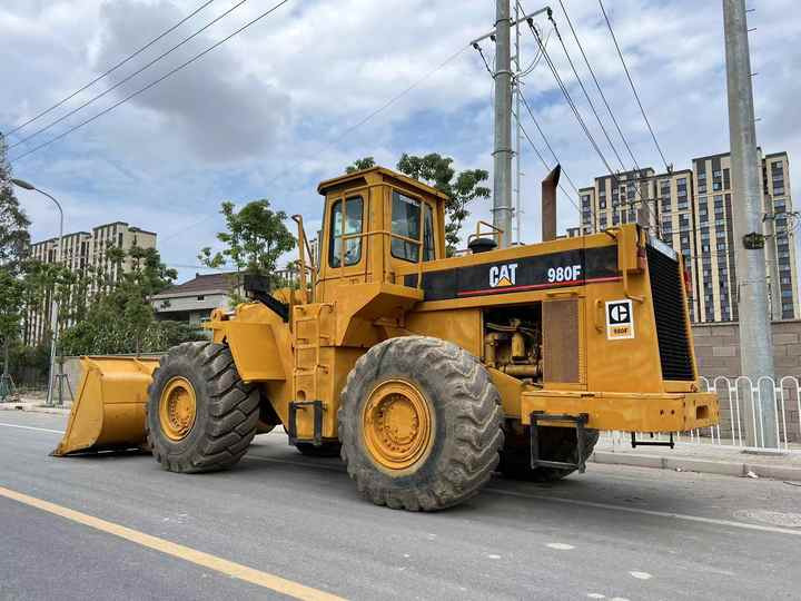 Used Caterpillar 980f Wheel Loader for Sale Caterpillar 980f g h Wheel Loader - Gumikerekes homlokrakodó: 4 kép. Used Caterpillar 980f Wheel Loader for Sale Caterpillar 980f g h Wheel Loader - Gumikerekes homlokrakodó: 4 kép.