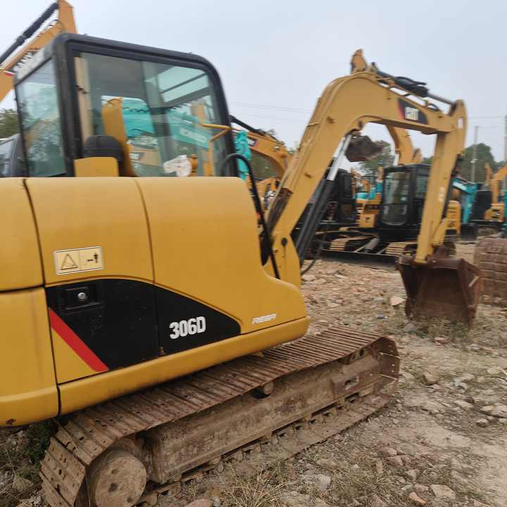 Used Digger CAT 306D Construction Machinery Construction Digger Used CAT 306D Cheap Excavator - Lánctalpas kotró: 2 kép. Used Digger CAT 306D Construction Machinery Construction Digger Used CAT 306D Cheap Excavator - Lánctalpas kotró: 2 kép.