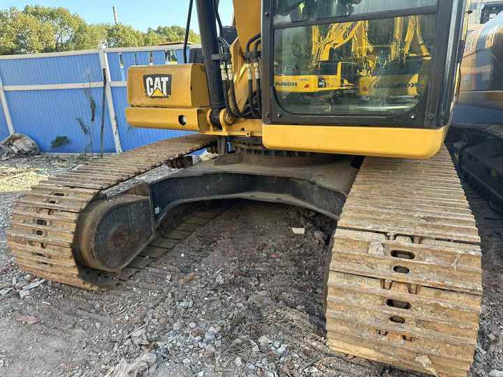Used Digger CAT 320GC Construction Machinery Construction Digger Used CAT 320GC Cheap Excavator - Lánctalpas kotró: 4 kép. Used Digger CAT 320GC Construction Machinery Construction Digger Used CAT 320GC Cheap Excavator - Lánctalpas kotró: 4 kép.