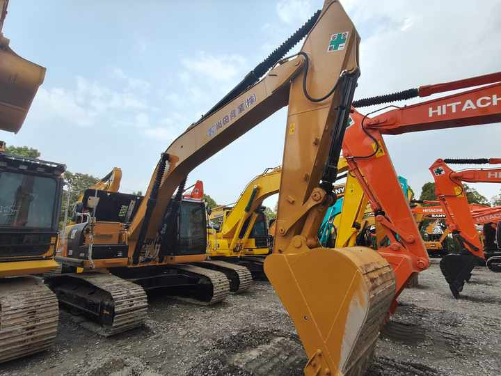 Used Digger CAT 329D2 Construction Machinery Construction Digger Used CAT 329D2 Cheap Excavator - Lánctalpas kotró: 5 kép. Used Digger CAT 329D2 Construction Machinery Construction Digger Used CAT 329D2 Cheap Excavator - Lánctalpas kotró: 5 kép.