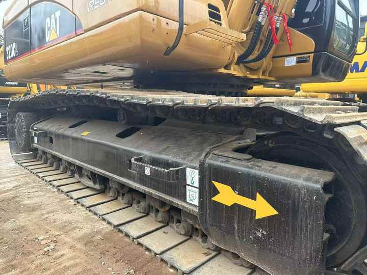 Used Excavator CAT 320C Second Hand Highly Competitive Digging Machine 325C 330C for Sale - Lánctalpas kotró: 5 kép. Used Excavator CAT 320C Second Hand Highly Competitive Digging Machine 325C 330C for Sale - Lánctalpas kotró: 5 kép.