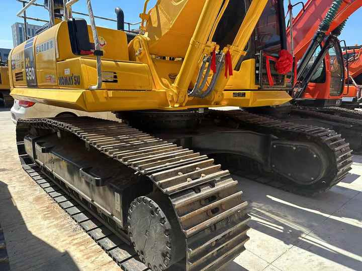 Used Japan Brand komatsu Pc350-7 with High Quality Used Engineering & Construction Machinery - Kotrógép: 3 kép. Used Japan Brand komatsu Pc350-7 with High Quality Used Engineering & Construction Machinery - Kotrógép: 3 kép.