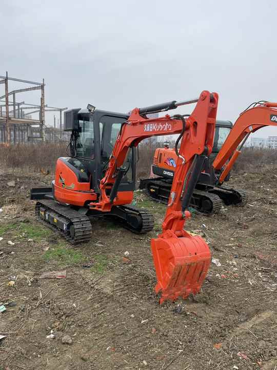 Used KUBOTA U35-5 Model Excavator Second Hand Machine Popular Brand JAPAN KUBOTA Hydraulic Machinery - Minikotró: 5 kép. Used KUBOTA U35-5 Model Excavator Second Hand Machine Popular Brand JAPAN KUBOTA Hydraulic Machinery - Minikotró: 5 kép.