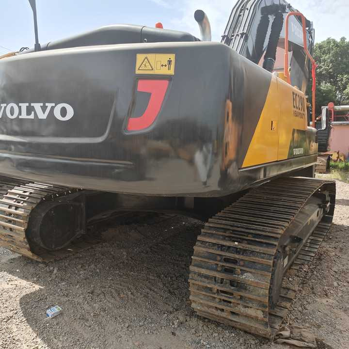Used Original VOLVO EC290 Crawler Excavator in Stock 90% Brand New Vovo Ec290 300 Excavator for Sale - Kotrógép: 3 kép. Used Original VOLVO EC290 Crawler Excavator in Stock 90% Brand New Vovo Ec290 300 Excavator for Sale - Kotrógép: 3 kép.