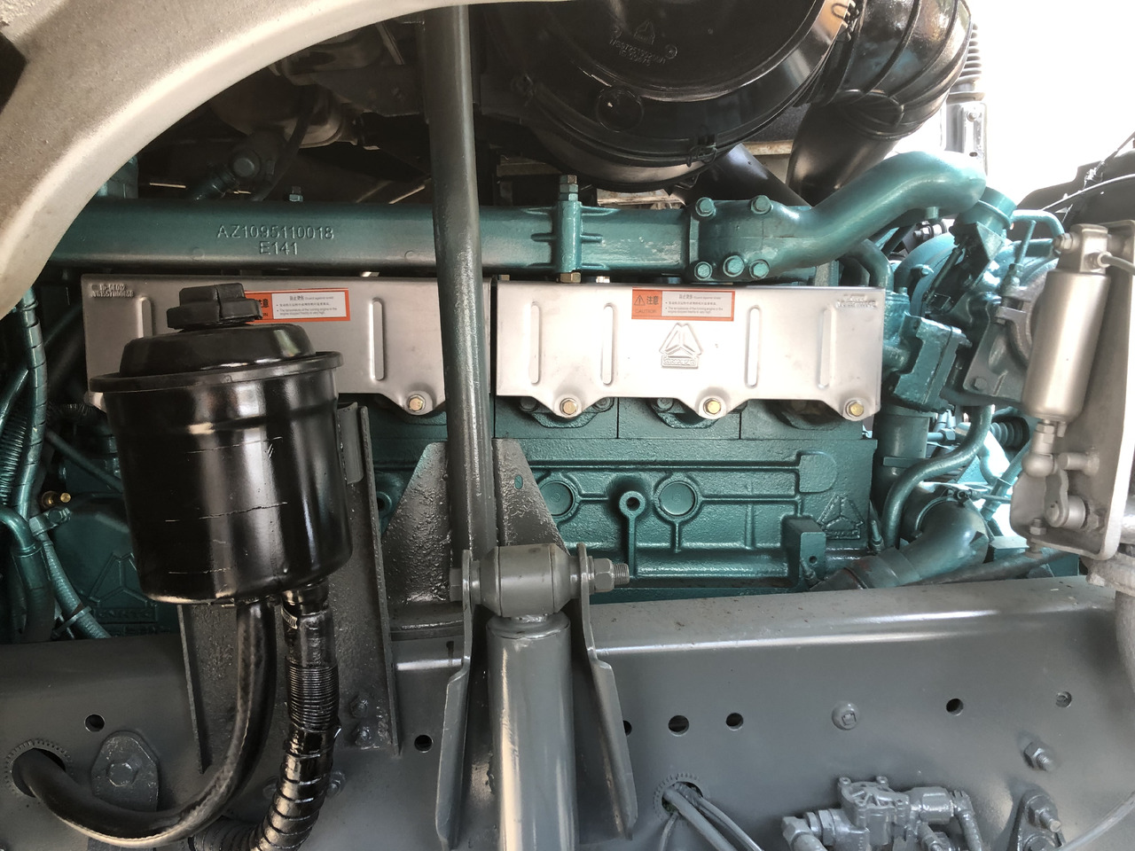 Billenőplatós teherautó howo 6*4 [ Copy ] [ Copy ] [ Copy ] [ Copy ] [ Copy ] [ Copy ]: 8 kép.