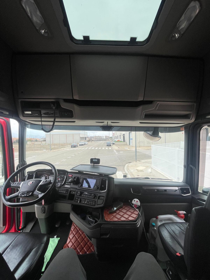 Scania S500 - Nyergesvontató: 3 kép. Scania S500 - Nyergesvontató: 3 kép.
