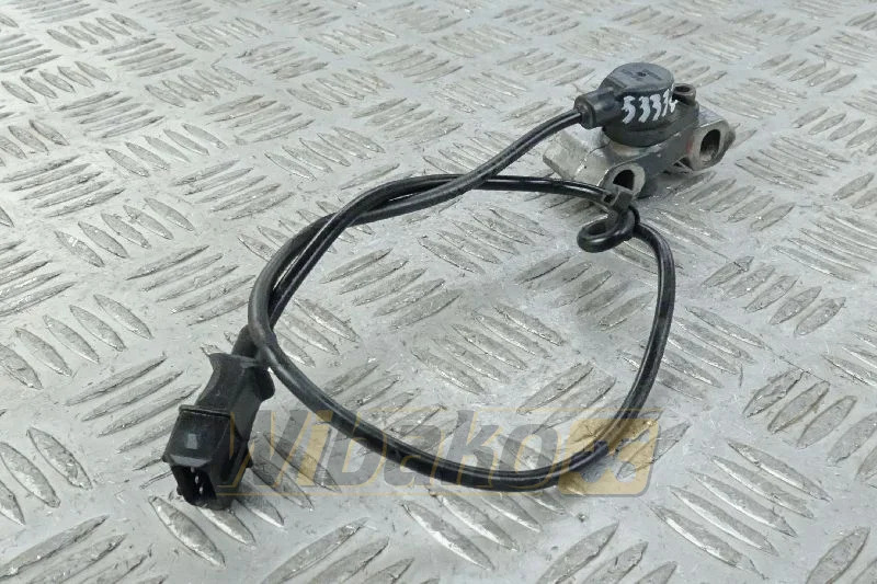 Bosch 0261210113 - Érzékelő - Építőipari gépek: 1 kép. Bosch 0261210113 - Érzékelő - Építőipari gépek: 1 kép.