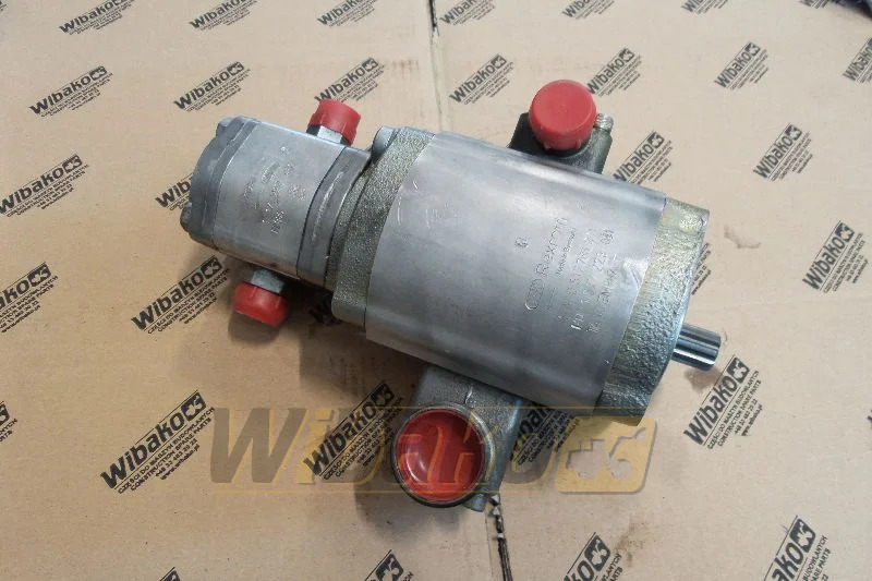 Bosch 0517766301 (2) - Hidraulikus szivattyú - Építőipari gépek: 1 kép. Bosch 0517766301 (2) - Hidraulikus szivattyú - Építőipari gépek: 1 kép.