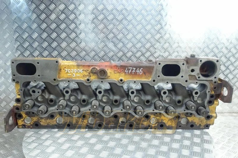 Caterpillar 3306 7C3906-3 - Motor fej - Építőipari gépek: 1 kép. Caterpillar 3306 7C3906-3 - Motor fej - Építőipari gépek: 1 kép.