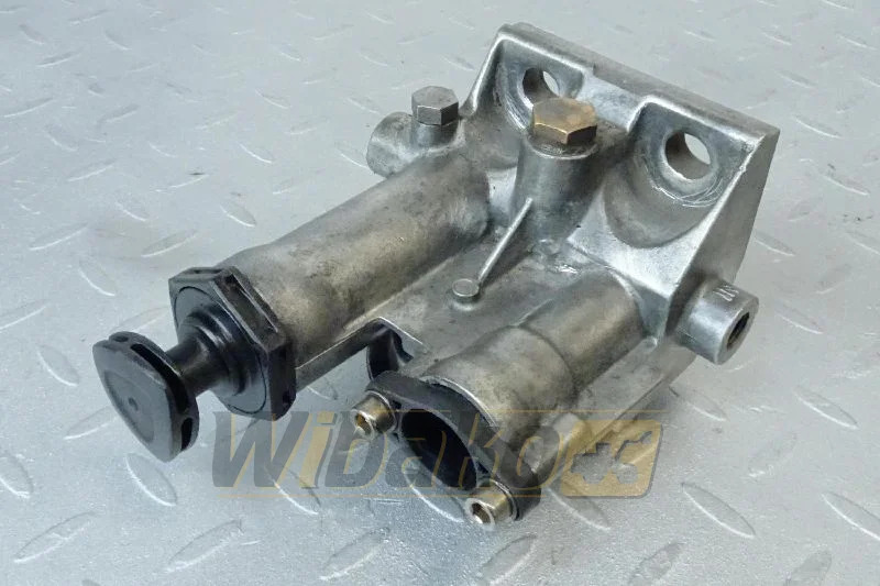 Cummins 5288347 - Üzemanyagszűrő - Építőipari gépek: 1 kép. Cummins 5288347 - Üzemanyagszűrő - Építőipari gépek: 1 kép.