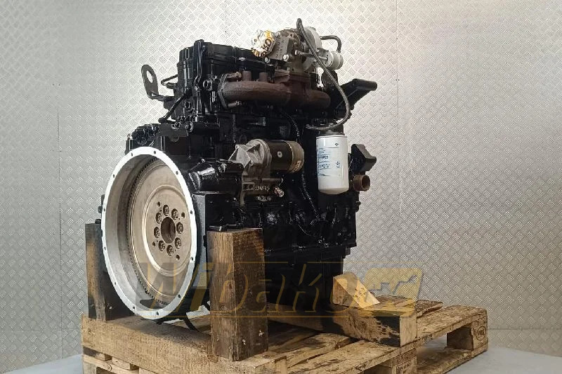 Cummins QSB4.5 - Motor - Építőipari gépek: 1 kép. Cummins QSB4.5 - Motor - Építőipari gépek: 1 kép.