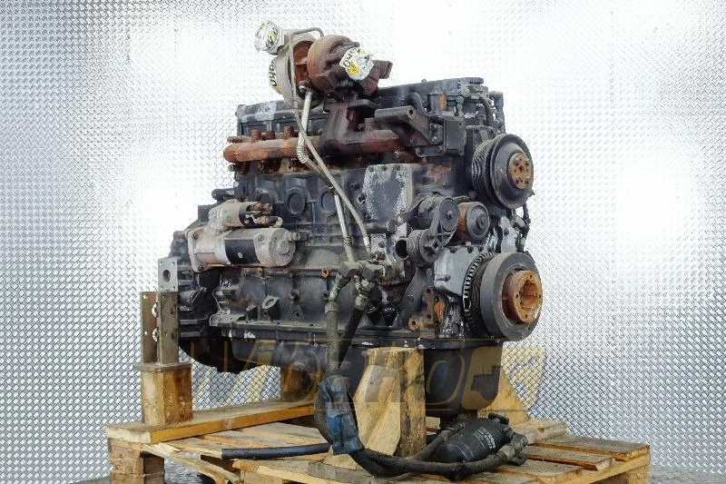 Cummins QSB6.7 CPL8466 - Motor - Építőipari gépek: 3 kép. Cummins QSB6.7 CPL8466 - Motor - Építőipari gépek: 3 kép.