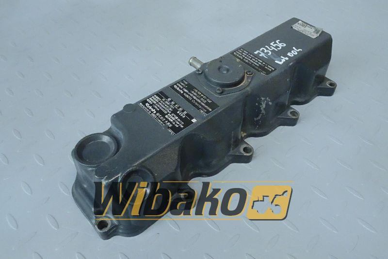 Cylinder head cover for engine Kubota V2203 1A084-14500 - Motor fej - Építőipari gépek: 1 kép. Cylinder head cover for engine Kubota V2203 1A084-14500 - Motor fej - Építőipari gépek: 1 kép.