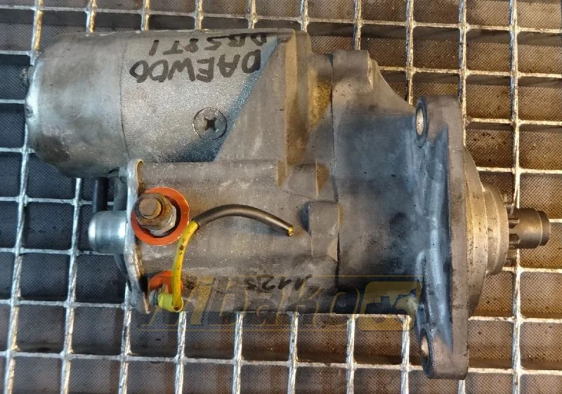 Daewoo 112502 - Indítómotor - Építőipari gépek: 1 kép. Daewoo 112502 - Indítómotor - Építőipari gépek: 1 kép.