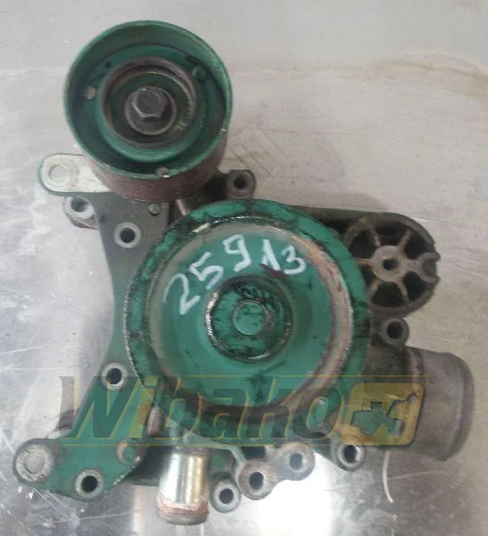 Deutz 04901740 - Vízszivattyú: 1 kép. Deutz 04901740 - Vízszivattyú: 1 kép.