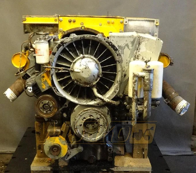 Deutz F10L413 - Motor - Építőipari gépek: 4 kép. Deutz F10L413 - Motor - Építőipari gépek: 4 kép.
