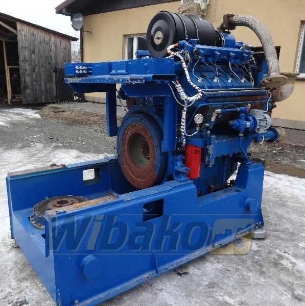 Deutz TBG 616 V8 - Motor - Építőipari gépek: 1 kép. Deutz TBG 616 V8 - Motor - Építőipari gépek: 1 kép.