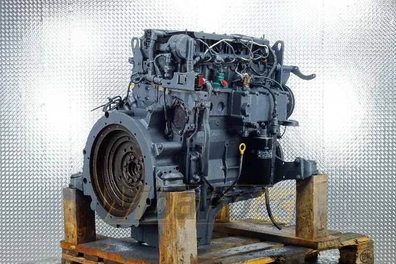 Deutz TCD2013 L04 2V - Motor - Építőipari gépek: 1 kép. Deutz TCD2013 L04 2V - Motor - Építőipari gépek: 1 kép.