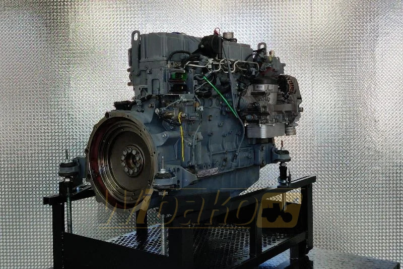 Deutz TCD7.8 - Motor - Építőipari gépek: 1 kép. Deutz TCD7.8 - Motor - Építőipari gépek: 1 kép.