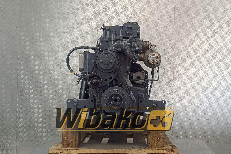 Engine Deutz BF4M2012 - Motor - Építőipari gépek: 4 kép. Engine Deutz BF4M2012 - Motor - Építőipari gépek: 4 kép.