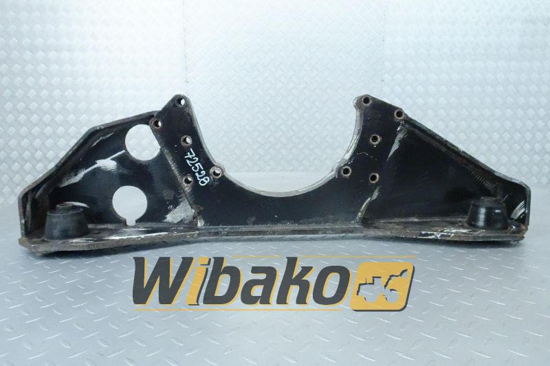 Engine mount for engine Perkins 2006 - Motor és alkatrészek - Építőipari gépek: 1 kép. Engine mount for engine Perkins 2006 - Motor és alkatrészek - Építőipari gépek: 1 kép.