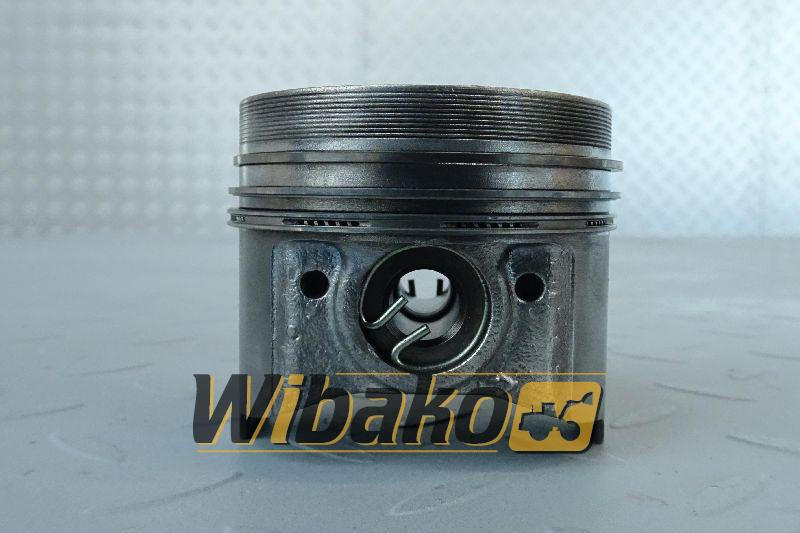 Engine piston for engine Kubota D722 16851-21112 - Dugattyú/ Gyűrű/ Persely - Építőipari gépek: 1 kép. Engine piston for engine Kubota D722 16851-21112 - Dugattyú/ Gyűrű/ Persely - Építőipari gépek: 1 kép.