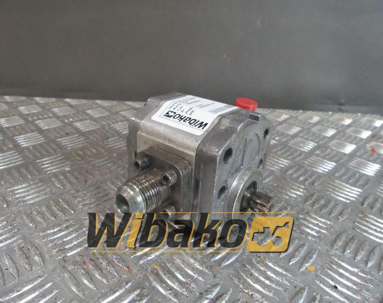Gear pump Fiat SNP2/8SSC - Hidraulikus szivattyú - Építőipari gépek: 1 kép. Gear pump Fiat SNP2/8SSC - Hidraulikus szivattyú - Építőipari gépek: 1 kép.