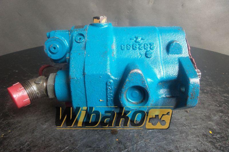 Hydraulic motor Vickers - Hidraulikus motor - Építőipari gépek: 1 kép. Hydraulic motor Vickers - Hidraulikus motor - Építőipari gépek: 1 kép.